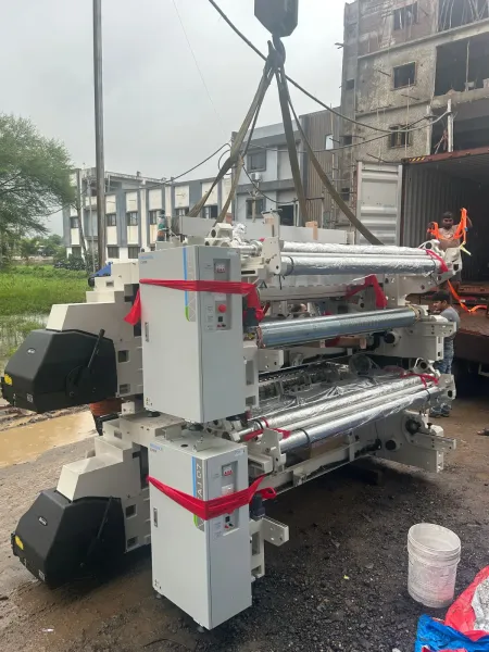 Unloading a loom at site